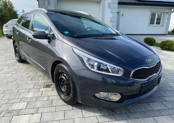 kia ceed Kia Ceed cena 23900 przebieg: 163900, rok produkcji 2013 z Świecie